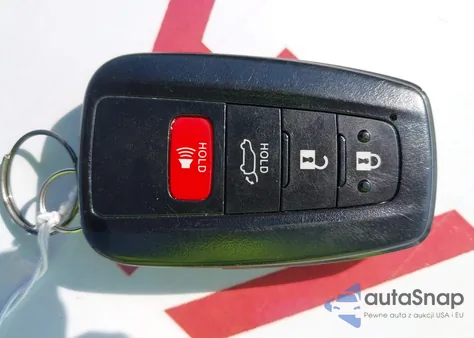 2020 Toyota Rav4 Xle из США, поврежденный, VIN 2T3W1RFVXLC070394